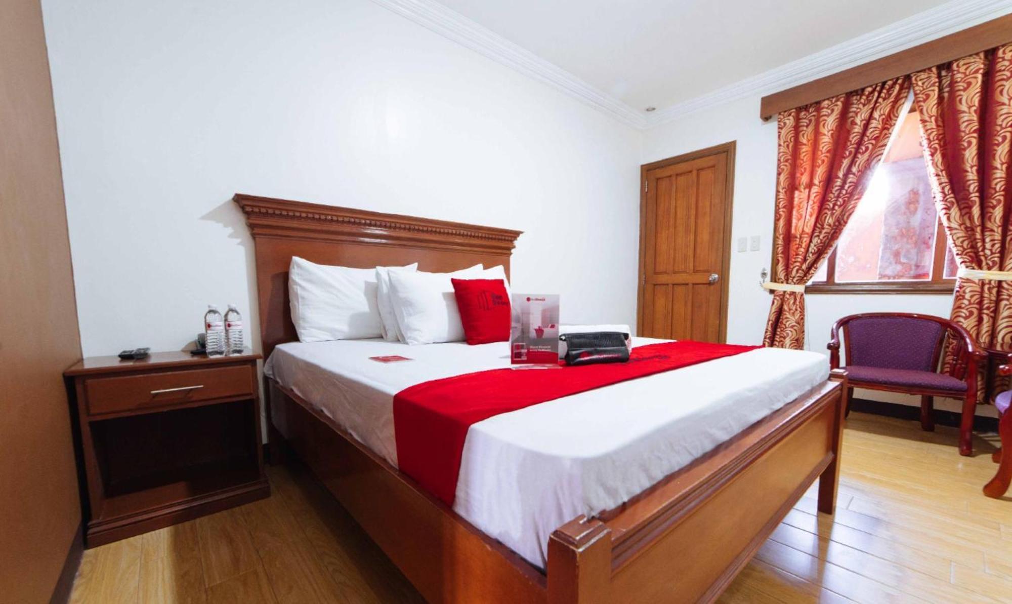 Reddoorz Plus @ Starhomes Olivianville Tarlac City Buitenkant foto