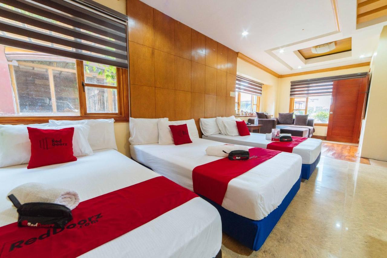 Reddoorz Plus @ Starhomes Olivianville Tarlac City Buitenkant foto