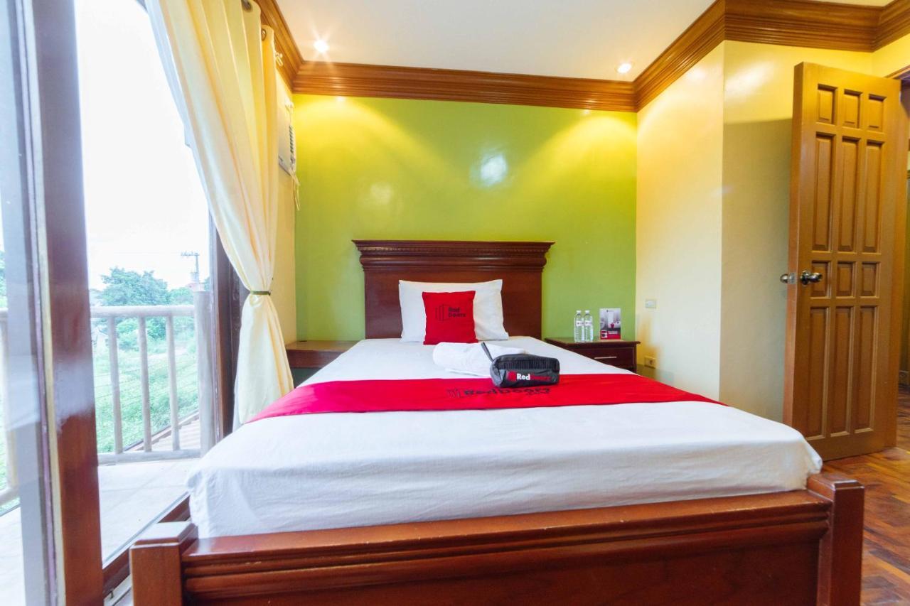 Reddoorz Plus @ Starhomes Olivianville Tarlac City Buitenkant foto